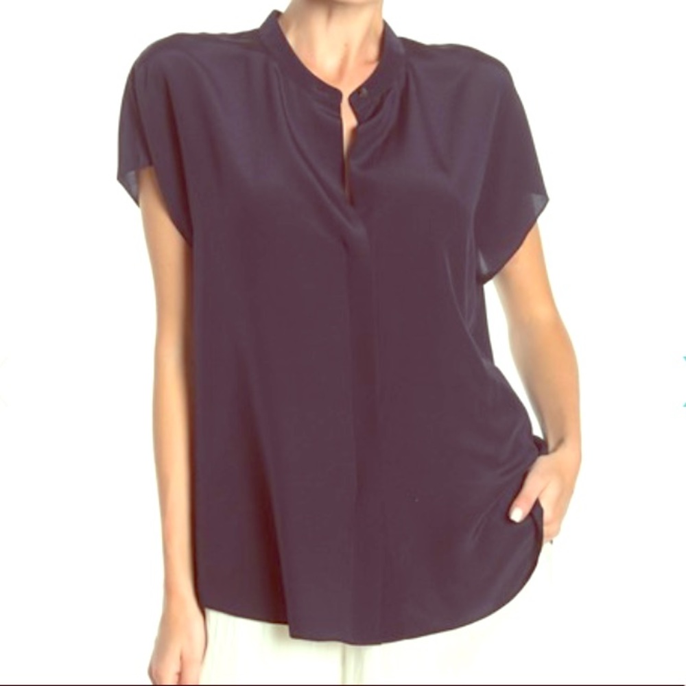 Vince - Navy Silk short sleeve Blouse Size Small